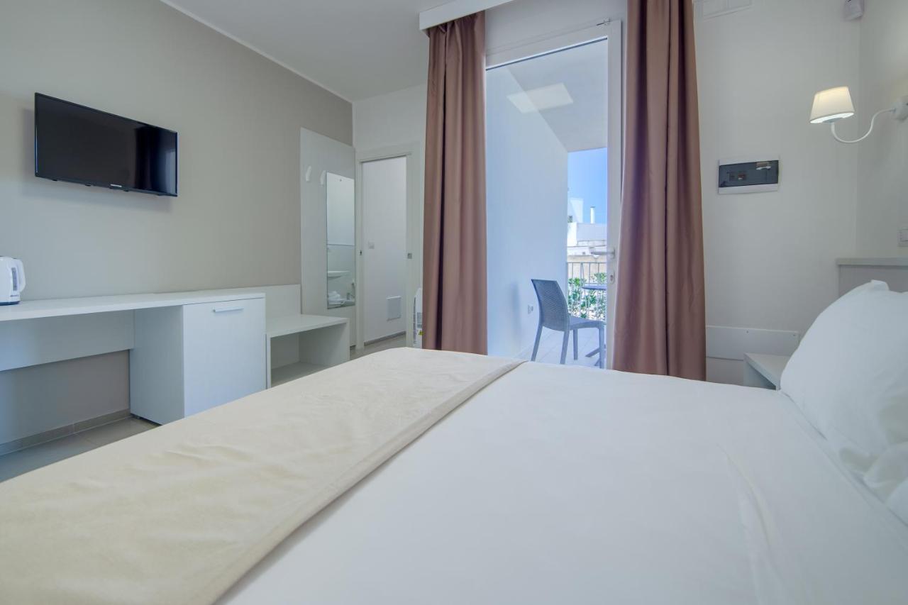 Smart Hotel Ugento Torre San Giovanni Exterior foto