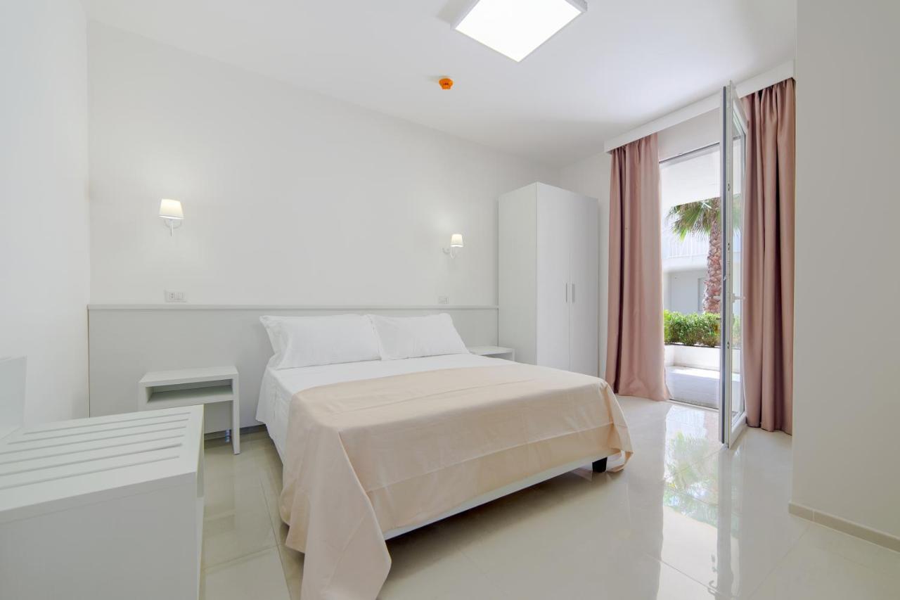 Smart Hotel Ugento Torre San Giovanni Exterior foto