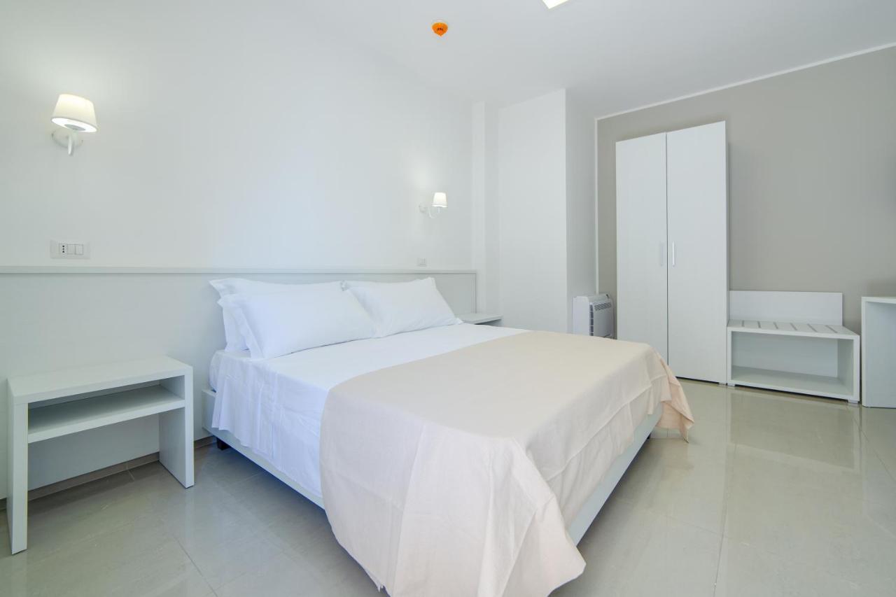Smart Hotel Ugento Torre San Giovanni Exterior foto